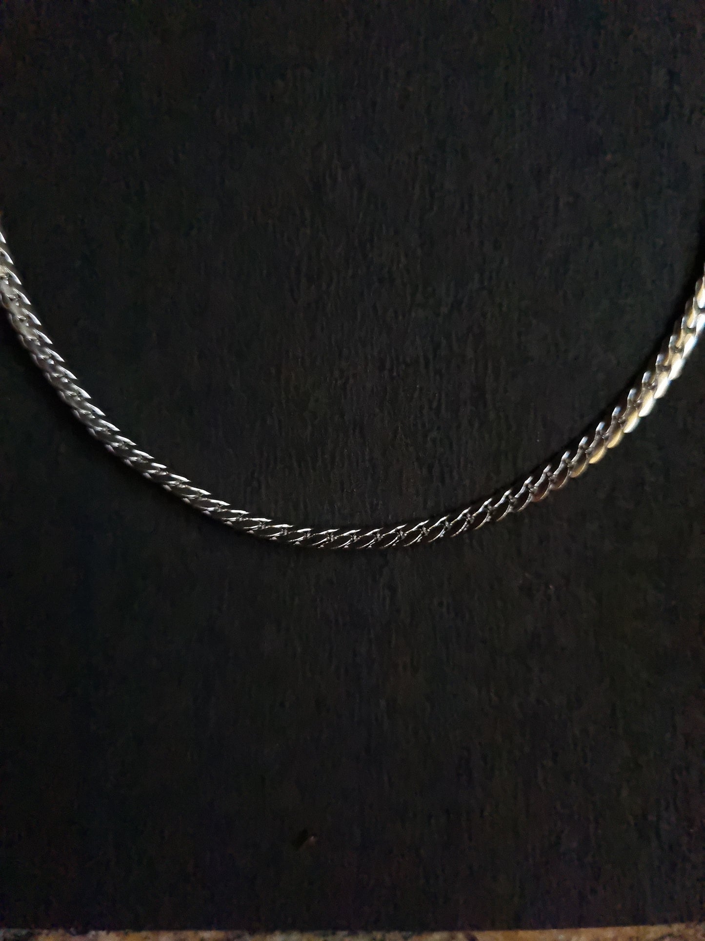Petite Chain