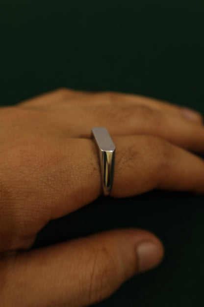 Monolith Ring