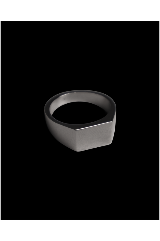 Obelisk Ring