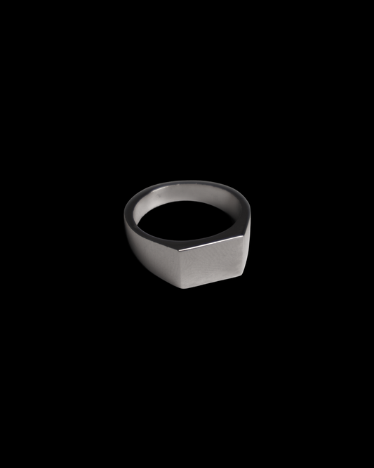 Obelisk Ring